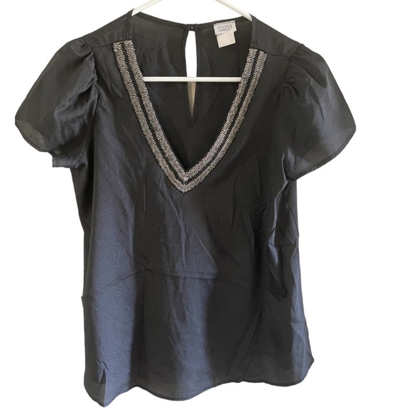 𝅺CHARMING CHARLIE LADIES BLACK V-NECK BLOUSE WITH GOLD/BLACK BEADS SIZE SMALL - Picture 1 of 3